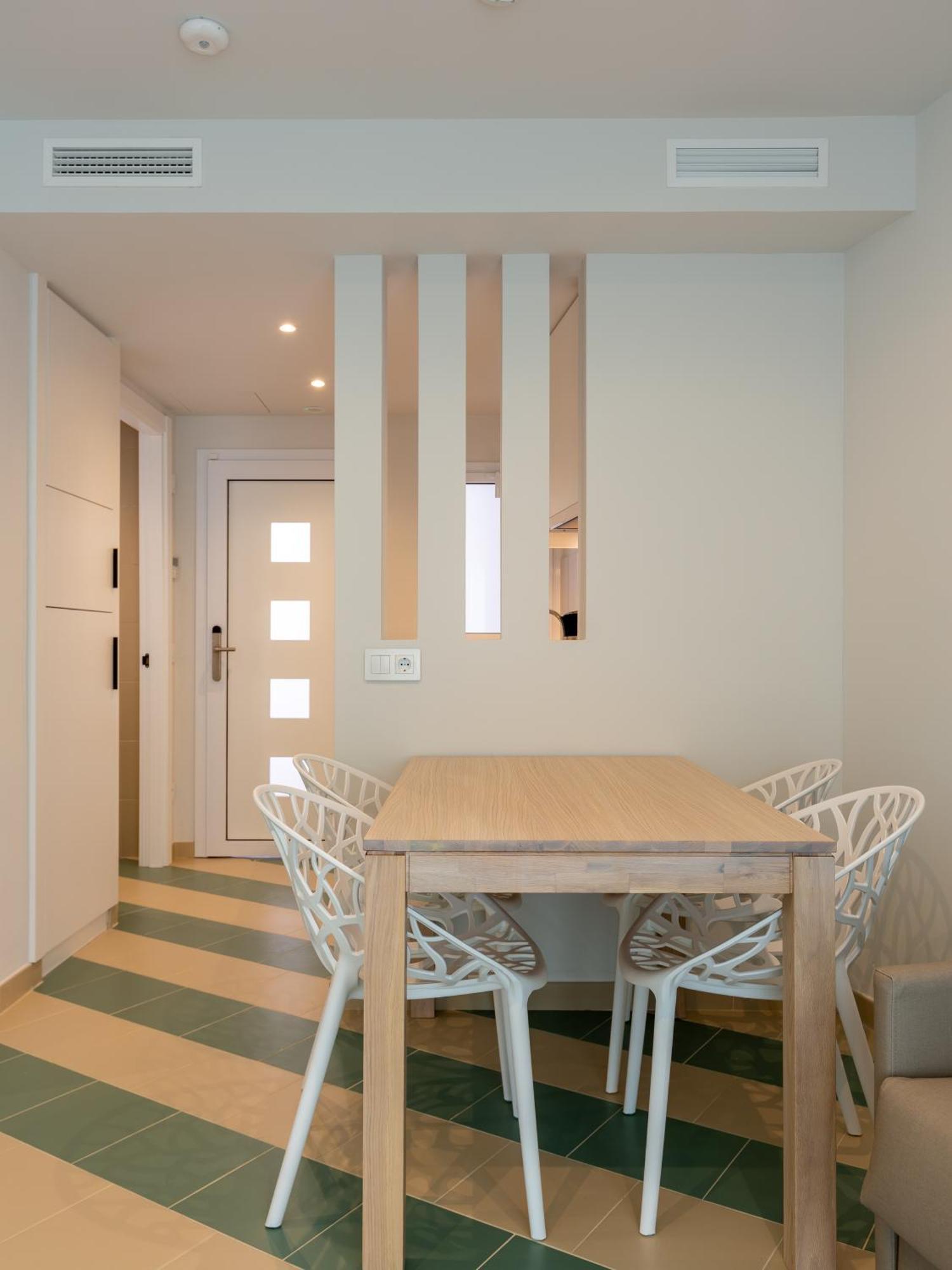 Apartamentos Sunway Arizona Sitges Dış mekan fotoğraf