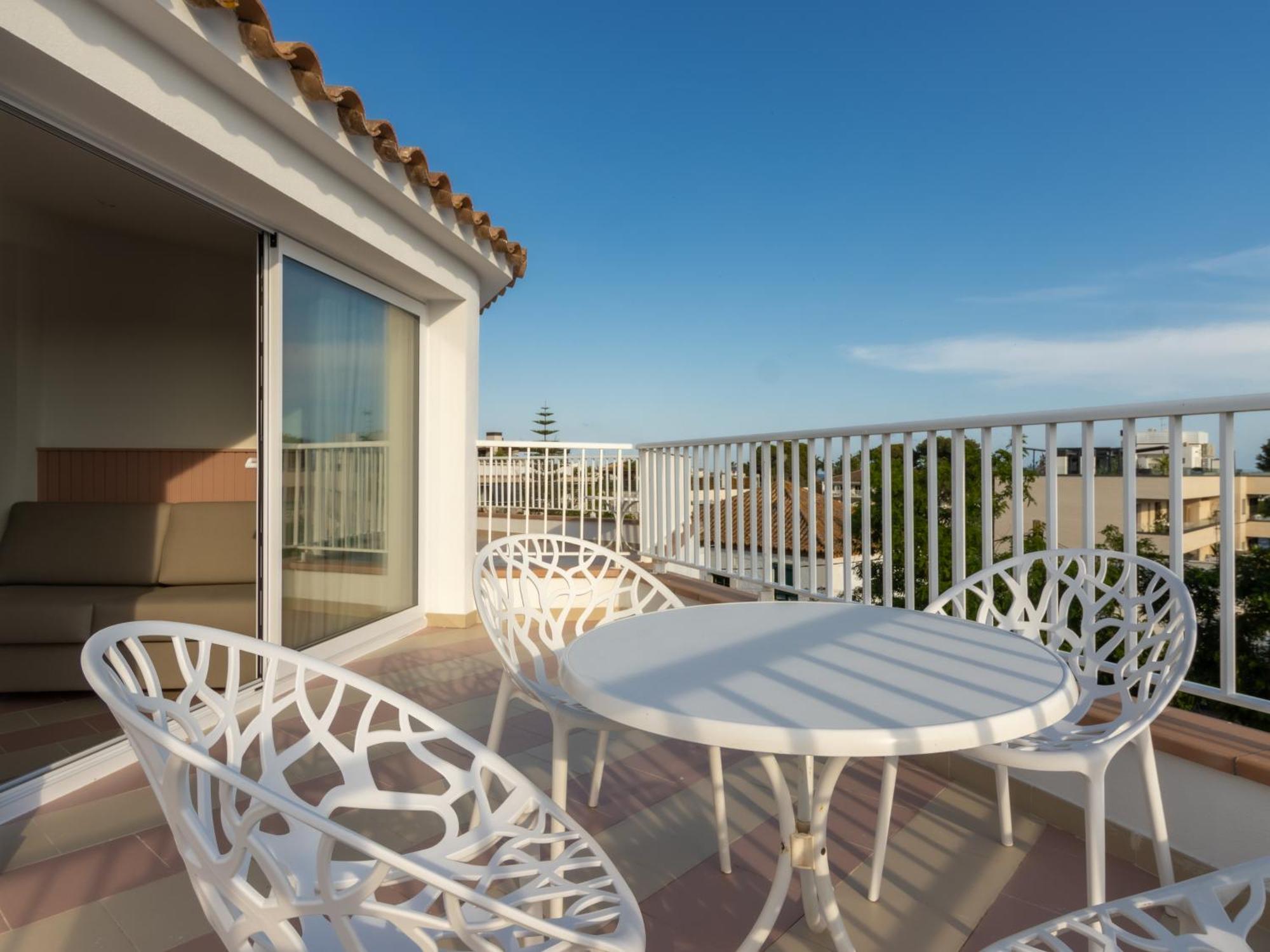 Apartamentos Sunway Arizona Sitges Dış mekan fotoğraf